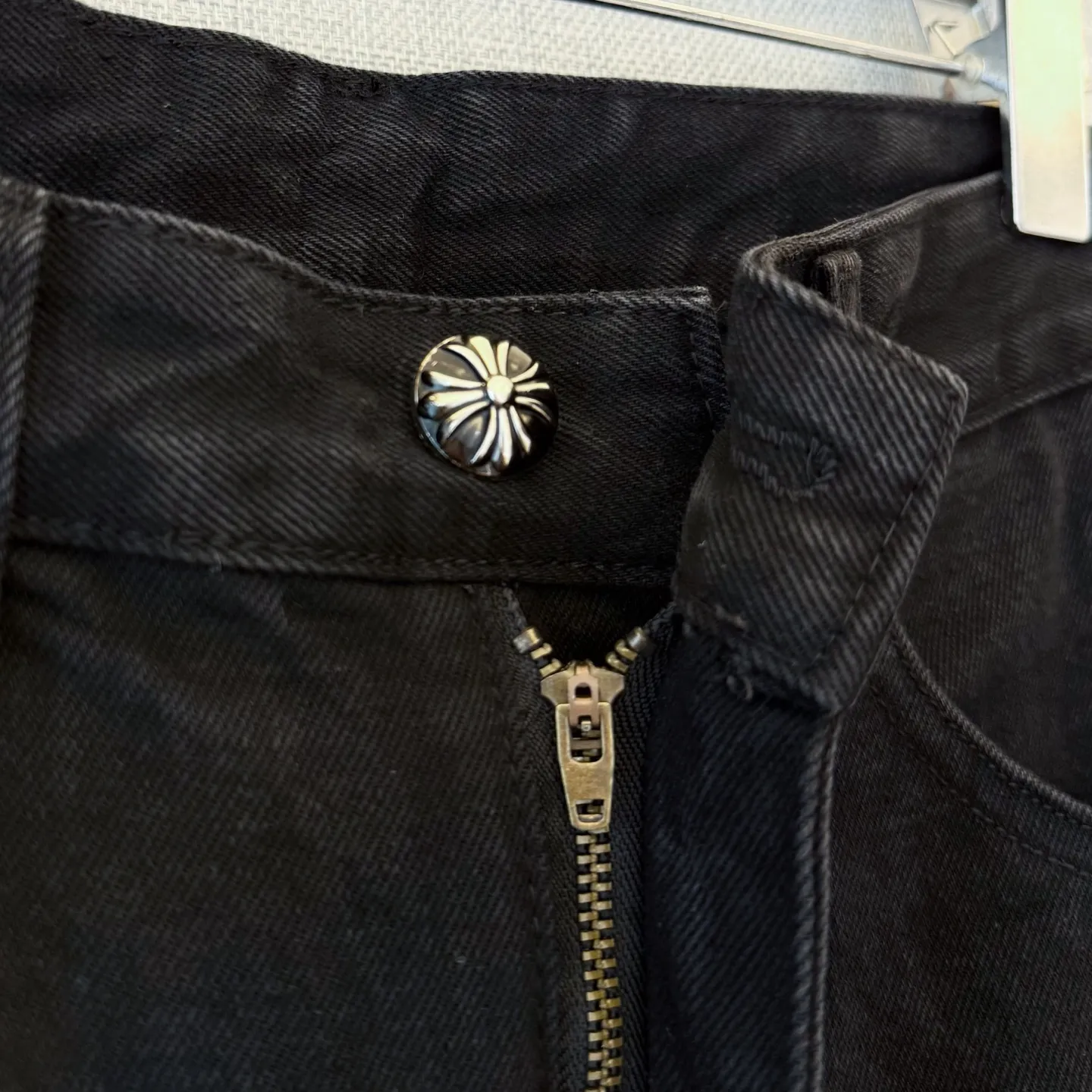 P280 Style number: D409 Chrome Hearts New York limited Sanskrit cross jeans Size# 28 30 32 34